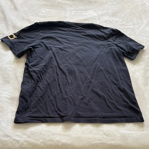 Nike Black Tee with Vibrant Graphic - Picture 4 of 4